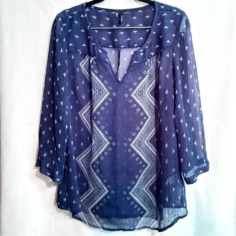 Maurices Navy Geometric Blouse Sheer Like New Classy Casual Lightweight